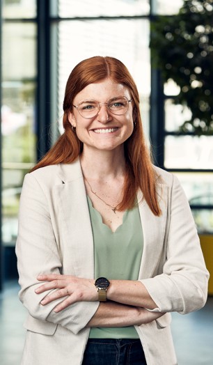 Frau Vanessa Hebel